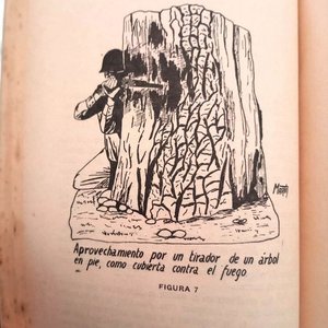 2 Libros "Círculo Militar-Biblioteca del Oficial": Vida y Combate en el Monte y Batallón de Monte - imagen 3