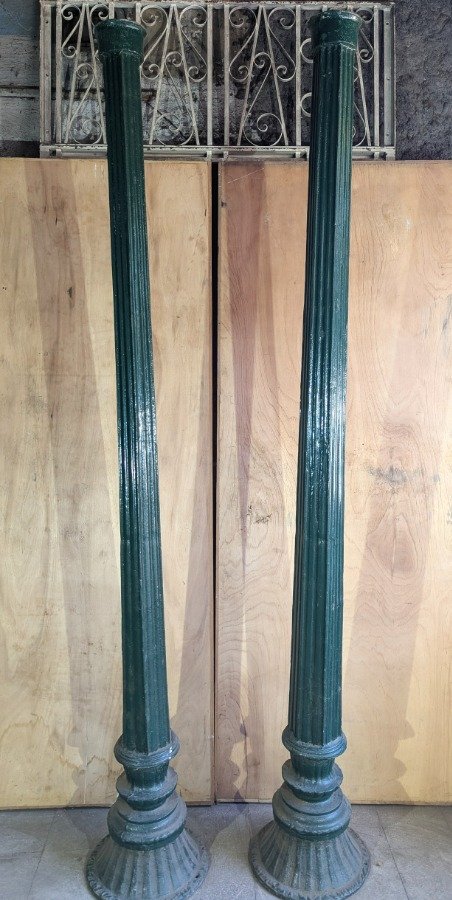 Lote siguiente: Par de columnas de aluminio para venta