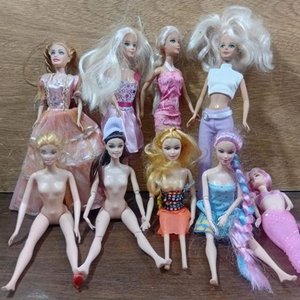 Lote de 9 Muñecas Estilo Barbie y Sirena - imagen 5