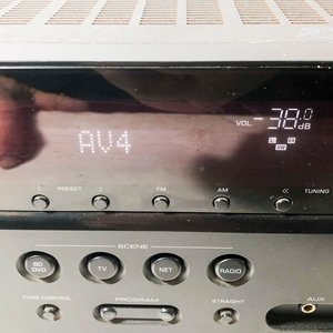 Sintoamplificador Yamaha RX-V477 con transformador CERBA 250W - imagen 2