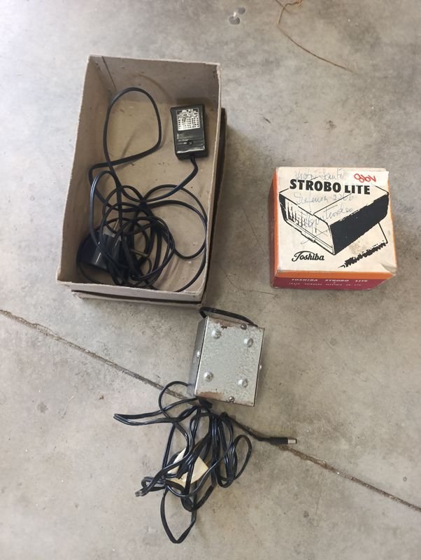 Lote anterior: TOSHIVA FOCO CON CARGADOR Y BATERÍA