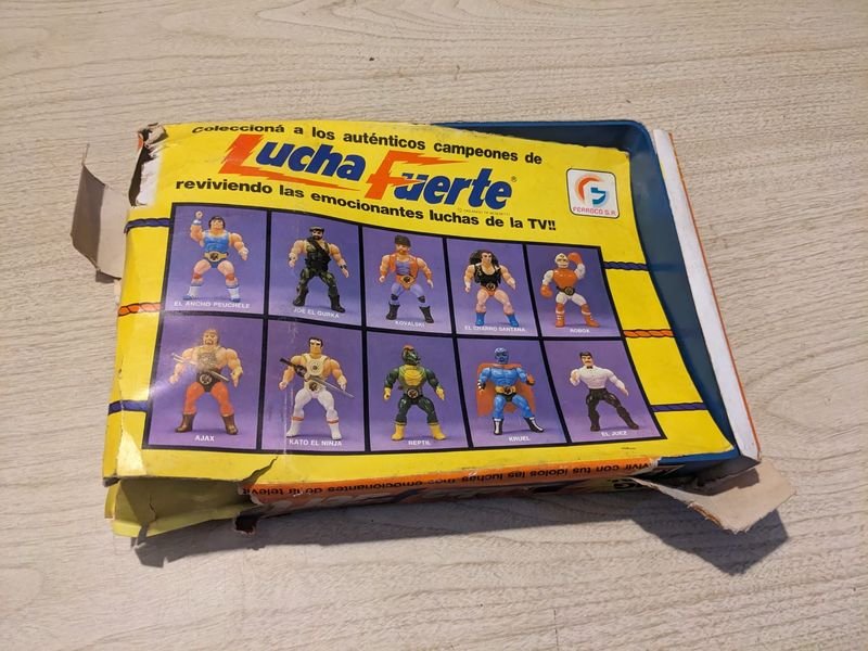 Juego de Lucha Fuerte en Caja - imagen 2