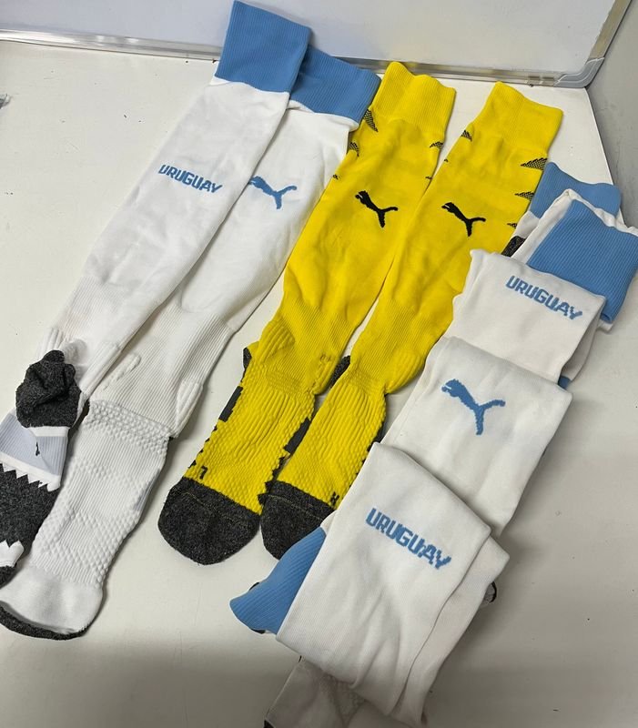 6 Pares de Medias de Fútbol Uruguay y Peñarol - Puma