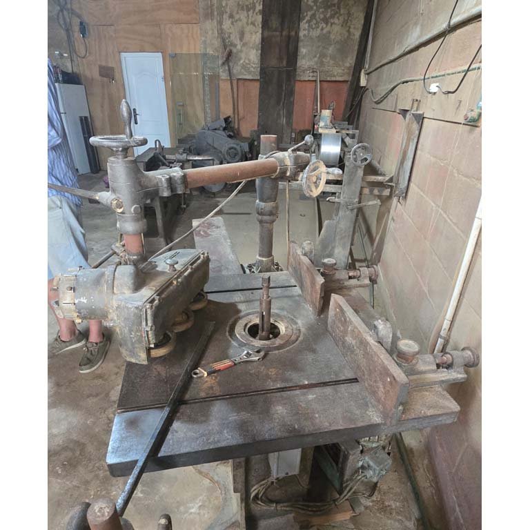 Item 2101227 - Image 4