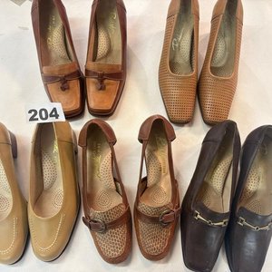 Lote anterior: Lote de 5 Pares de Zapatos de Cuero para Mujer - Talle 36