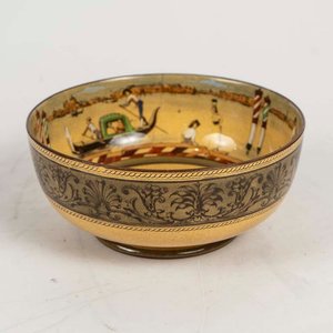 Lote anterior: Centro de Mesa Royal Doulton Motivo Venecia - Con Fisura