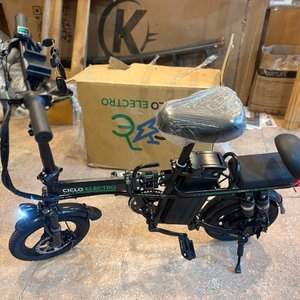 Bicicleta Eléctrica Plegable Ciclo Electro Negra Batería de Litio - imagen 3