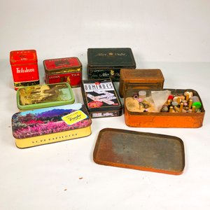 Lote de Latas Vintage de Galletas, Té y Tornillos - imagen 2