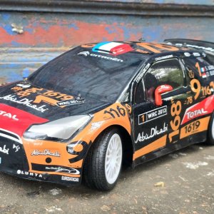 Réplica Citroën DS3 WRC "Abu Dhabi" - Loeb/Elena - imagen 7