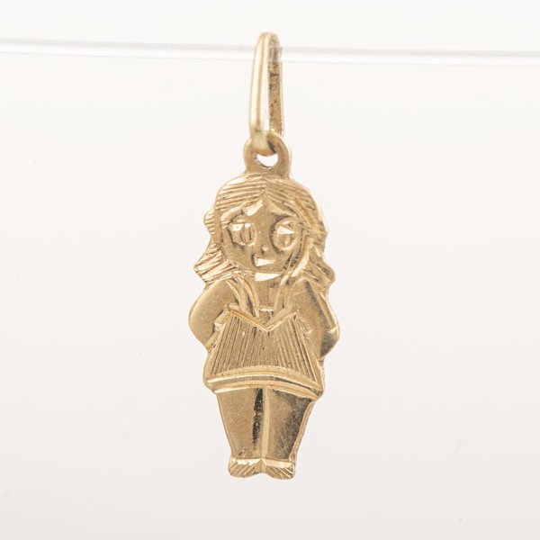Dije de Oro 18k con Figura de Niña Leyendo