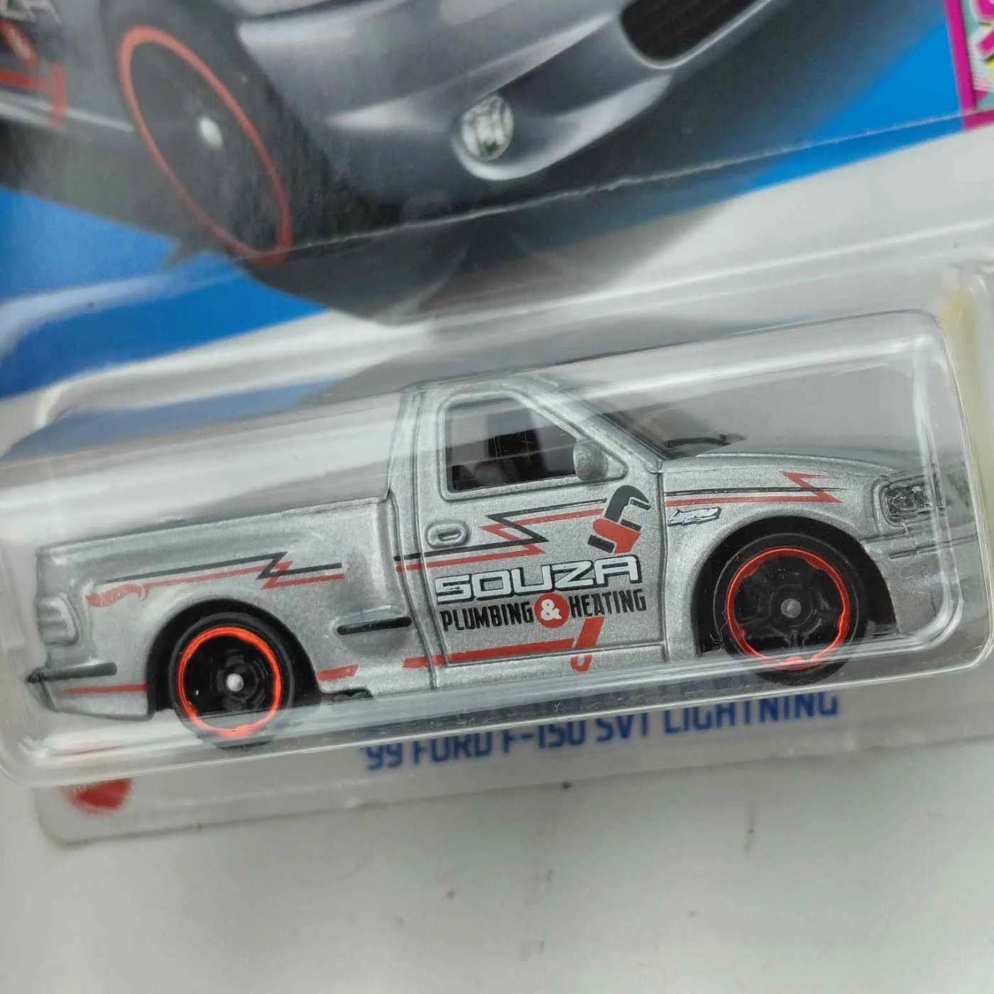 Coche de juguete Hot Wheels Ford F-150 - imagen 2