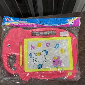 Lote anterior: Tablero Mágico para Dibujar y Escribir con Forma de Elefante Rosa