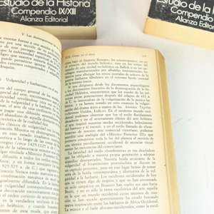 3 Tomos "Estudio de la Historia" de Arnold J. Toynbee - Alianza Editorial - imagen 2