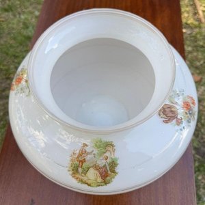 centro de mesa en crital opalino con diseños barrocos de buen porte - imagen 3