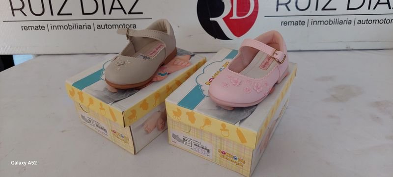 Lote siguiente: Calzado Talle 21 - Zapatos de alta calidad