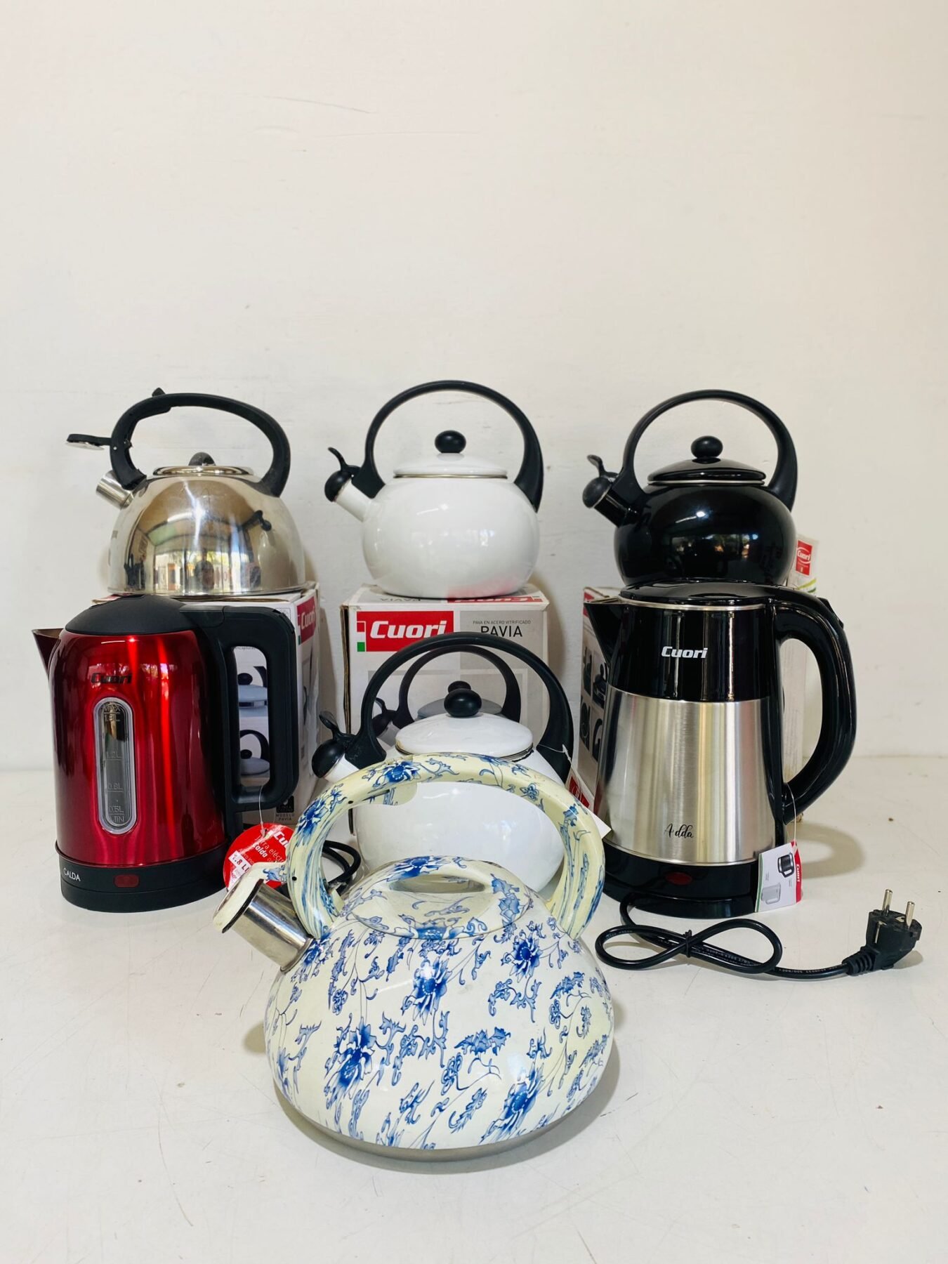 Item lote-x7-articulos-2-jarras-electricas-5-calderas - Image 1