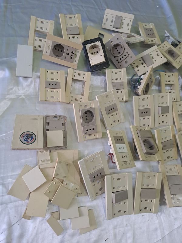 Item 853910 - Image 2