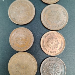12 Monedas Uruguay Antiguas de los Años 40 - imagen 3