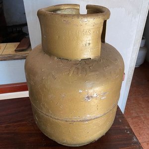 Lote siguiente: Garrafa de Gas de 13 kg Dorada