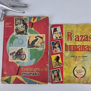 Álbumes de Cromos "Conozcamos el Mundo" y "Razas Humanas" (1960s) - imagen 1
