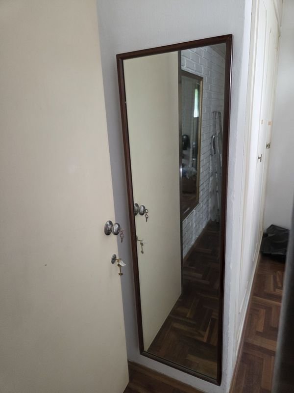Lote anterior: Espejo probador en madera para decoración