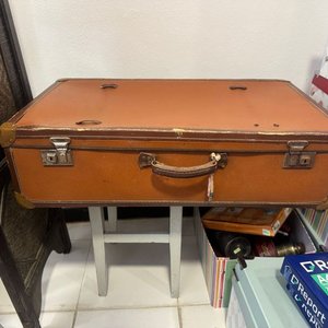 Lote anterior: Maleta Vintage Marrón de Cuero Sintético