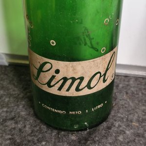 Botella Antigua de Vidrio Verde Limol 1 Litro - imagen 3