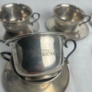 Juego de 5 Tazas de "Plata" con Platillos - Confitería Americana - imagen 5
