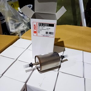 Lote siguiente: 50 Filtros de Combustible Sakura FS-2301 para Automóviles