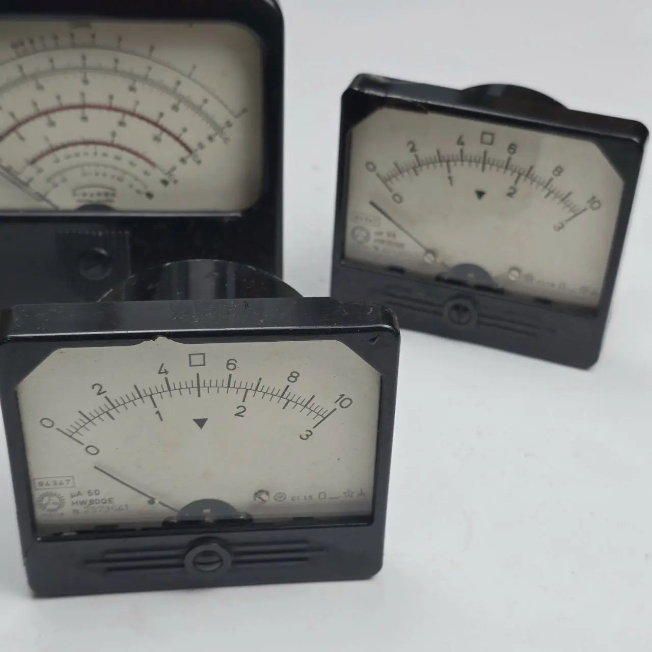 Item lote-12-miliamperimetros-y-amperimetros-4-piezas - Image 2