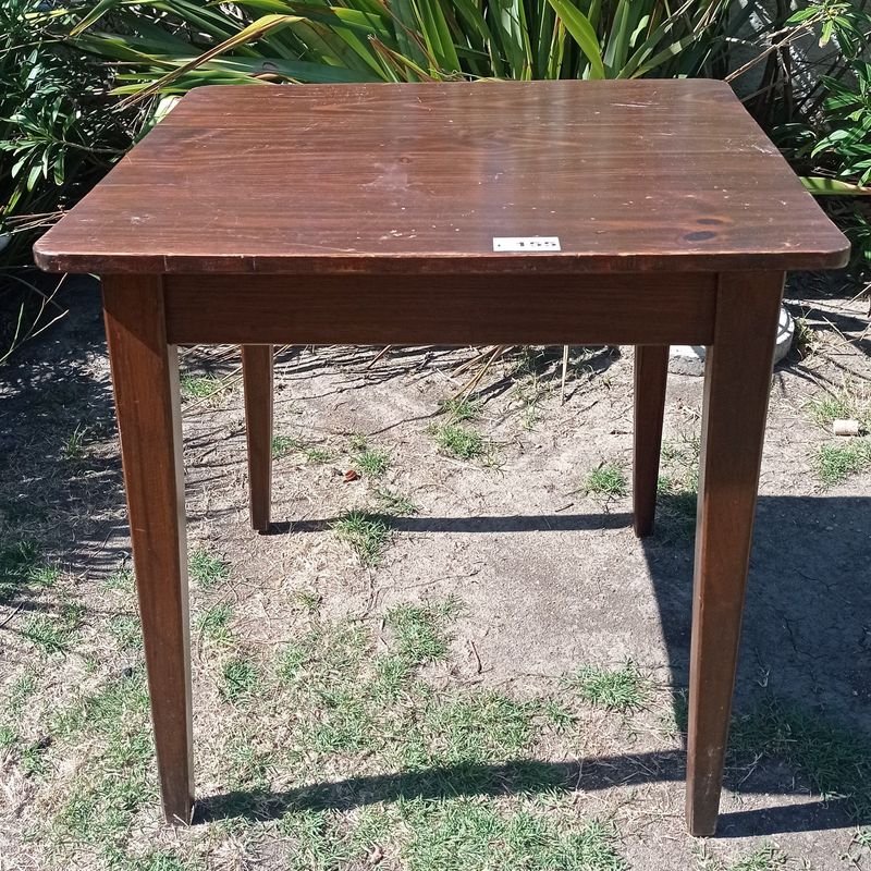 Lote anterior: Mesa de madera para el hogar