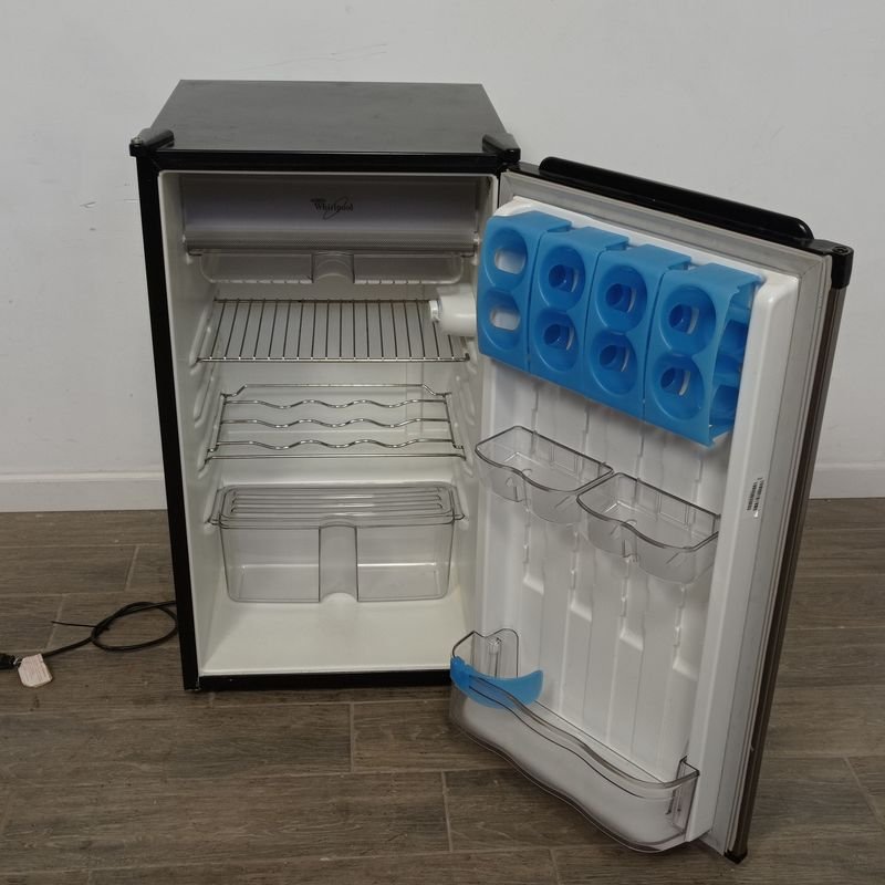 Frigobar Whirlpool en excelente estado, electrodoméstico de alta calidad - imagen 3