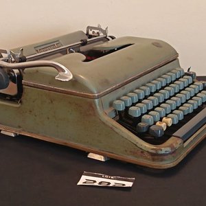 Máquina de Escribir Vintage Torpedo Alemana - Década de 1950 - imagen 2