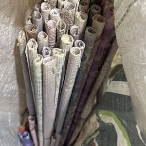 Lote anterior: Rollo de Papel de Regalo con Diseños Variados