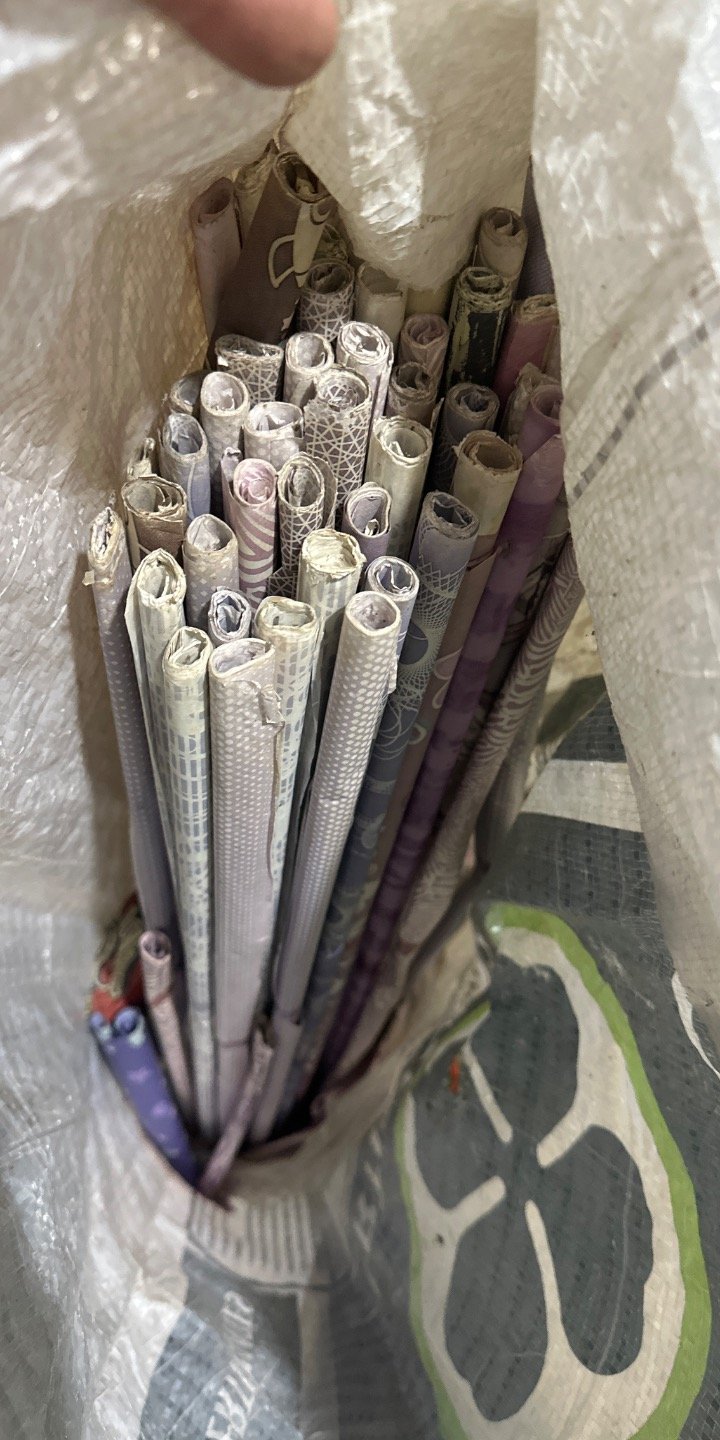 Rollo de Papel de Regalo con Diseños Variados