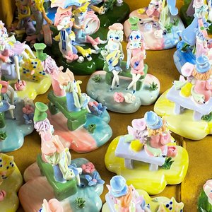 Lote de Figuras de Porcelana de Payasos y Animales - imagen 2
