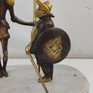 Escultura de Don Quijote y Sancho Panza en Metal Patinado - imagen 3