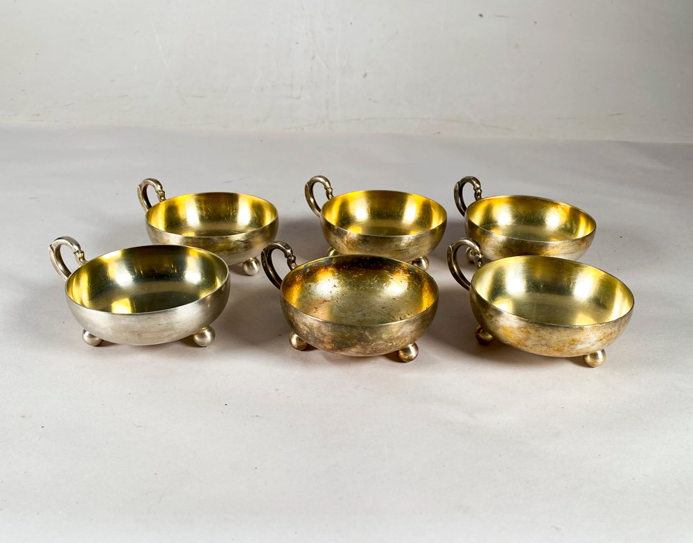 Seis Compoteras Vintage de Metal con Asas