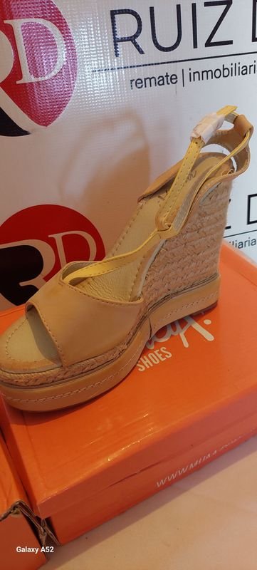 Calzado de Talle 40 en Venta - imagen 2