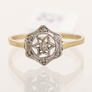 Lote siguiente: Anillo de Oro 18k con Brillantes