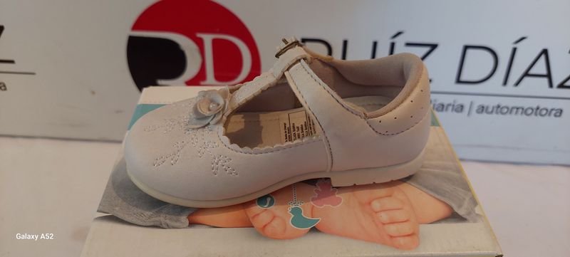 Calzado Talle 21 - Ropa y Accesorios - imagen 2