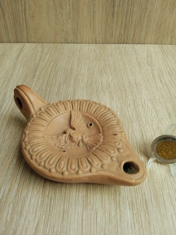 Lote siguiente: Lámpara de Aceite en Terracota - Estado Muy Bueno