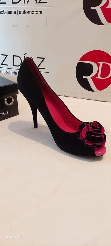 Zapatos de tacón alto en venta - imagen 2