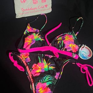 Lote anterior: Traje de Baño Guadalupe Cid Talle 5 Estampado Floral