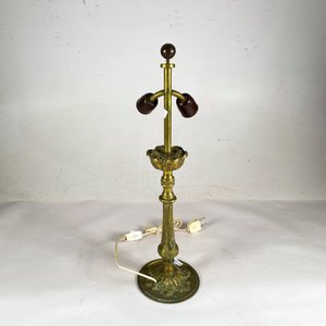 Lámpara de Mesa Antigua de Bronce con Detalle Floral, 48 cm - imagen 4