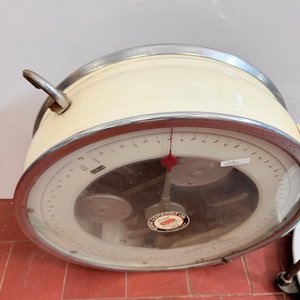 Balanza Antigua "Berkel" Esmaltada de Colgar con Plato - imagen 3