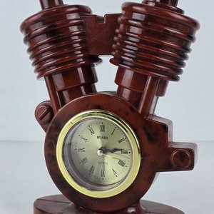Reloj de Mesa Diseño Motor V2 y Taza de Cerámica "Goal" Motivo Fútbol - imagen 2