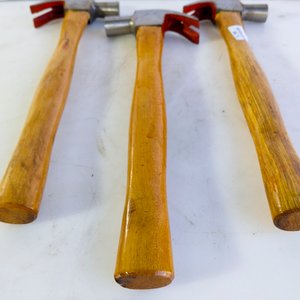 Lote de 3 Martillos de Uña con Mangos de Madera - imagen 4