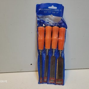 Set de 4 formones, serrucho de podar y martillo de goma - imagen 4