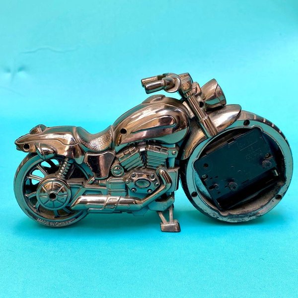 Reloj forma de moto vintage en excelente condición - imagen 2